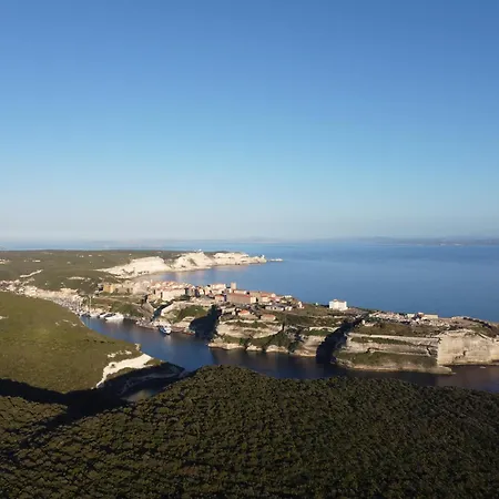 Venkovský dům Sapa Di Cala Bonifacio (Corsica)