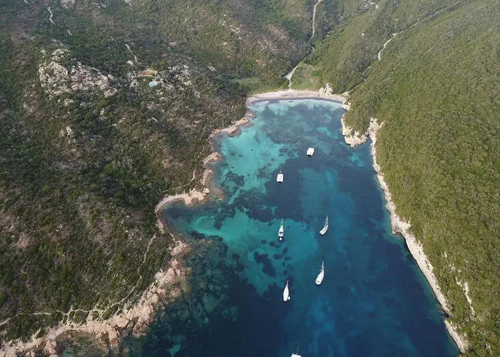 Sapa Di Cala Kır Evi